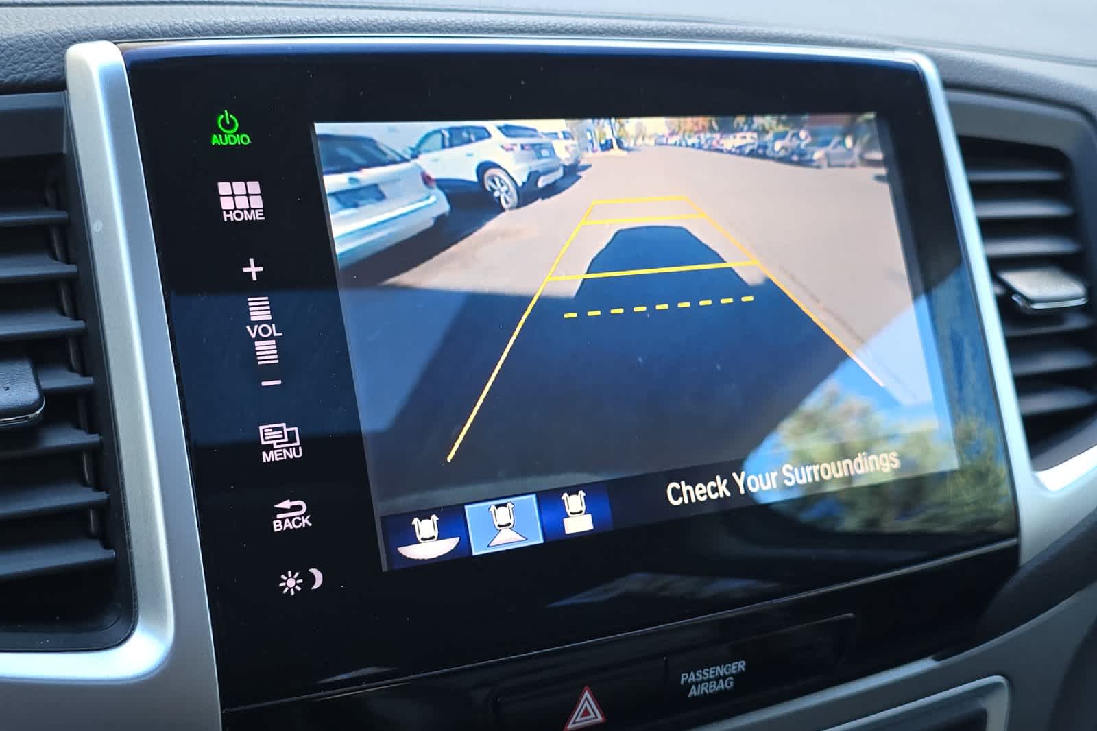 Thumbnail: 2016 Honda Pilot - 21