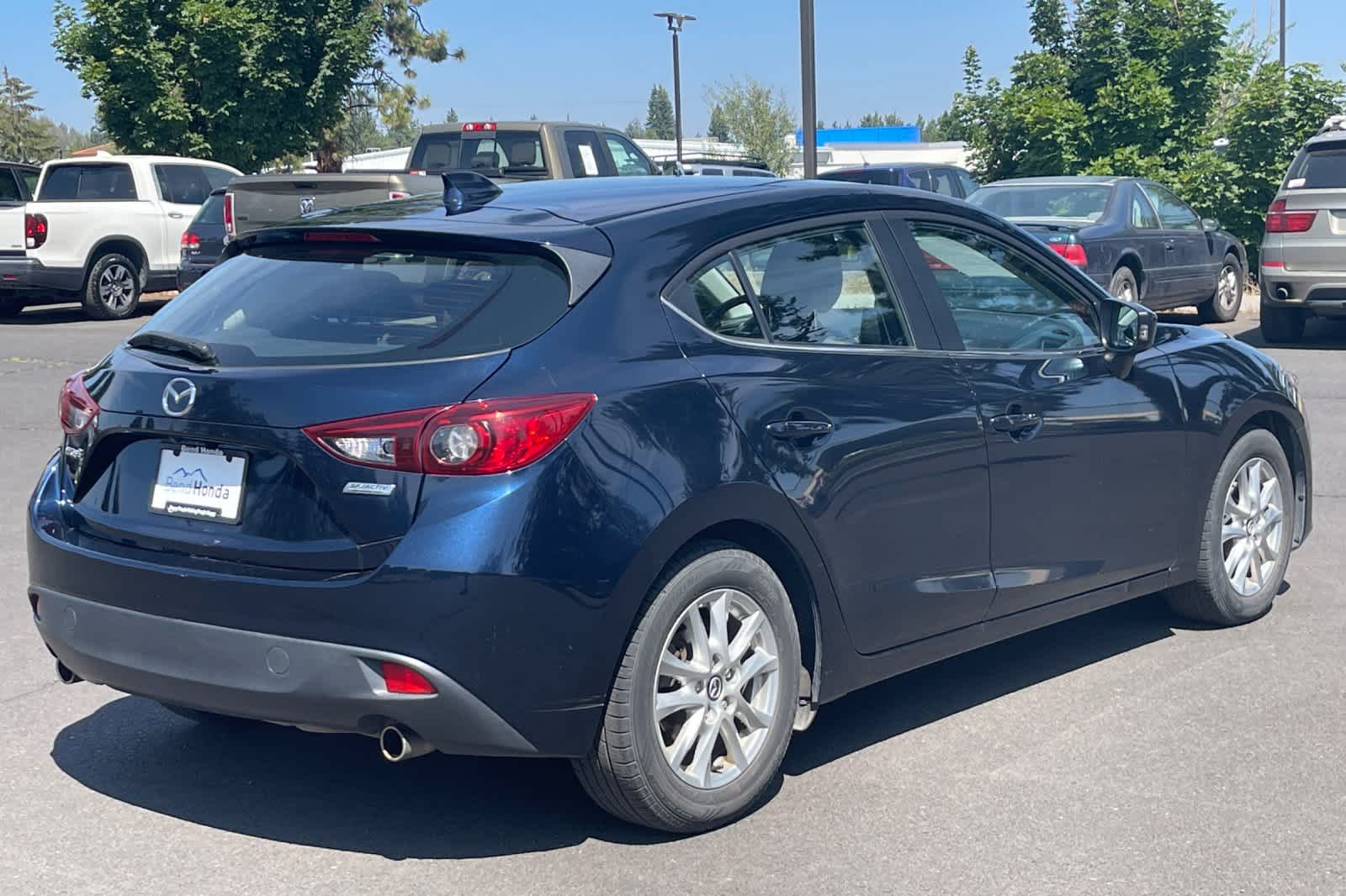 Used 2014 Mazda MAZDA3 i Grand Touring with VIN JM1BM1M77E1112693 for sale in Bend, OR