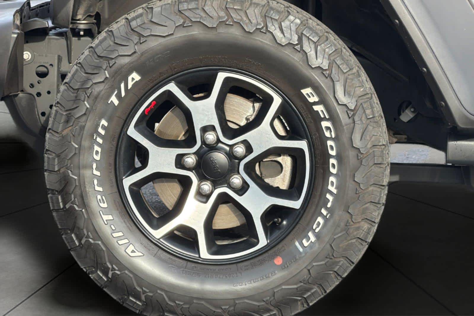 Thumbnail: 2021 Jeep Wrangler - 11