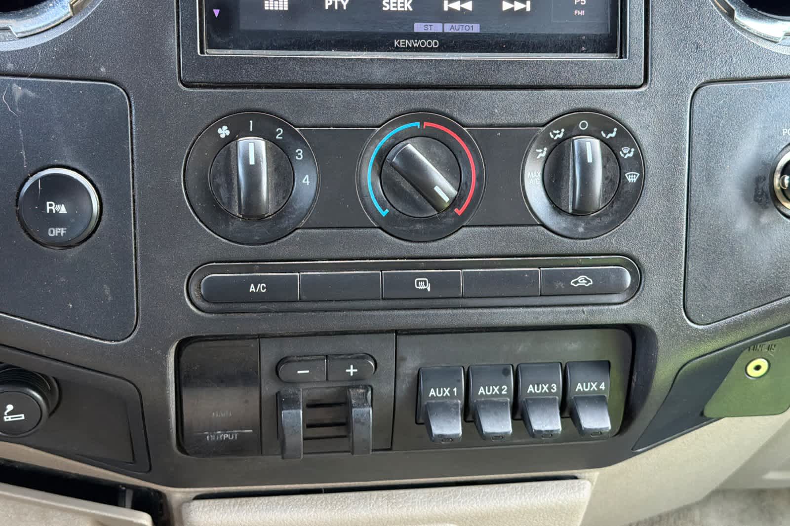 Thumbnail: 2008 Ford F-350 - 20