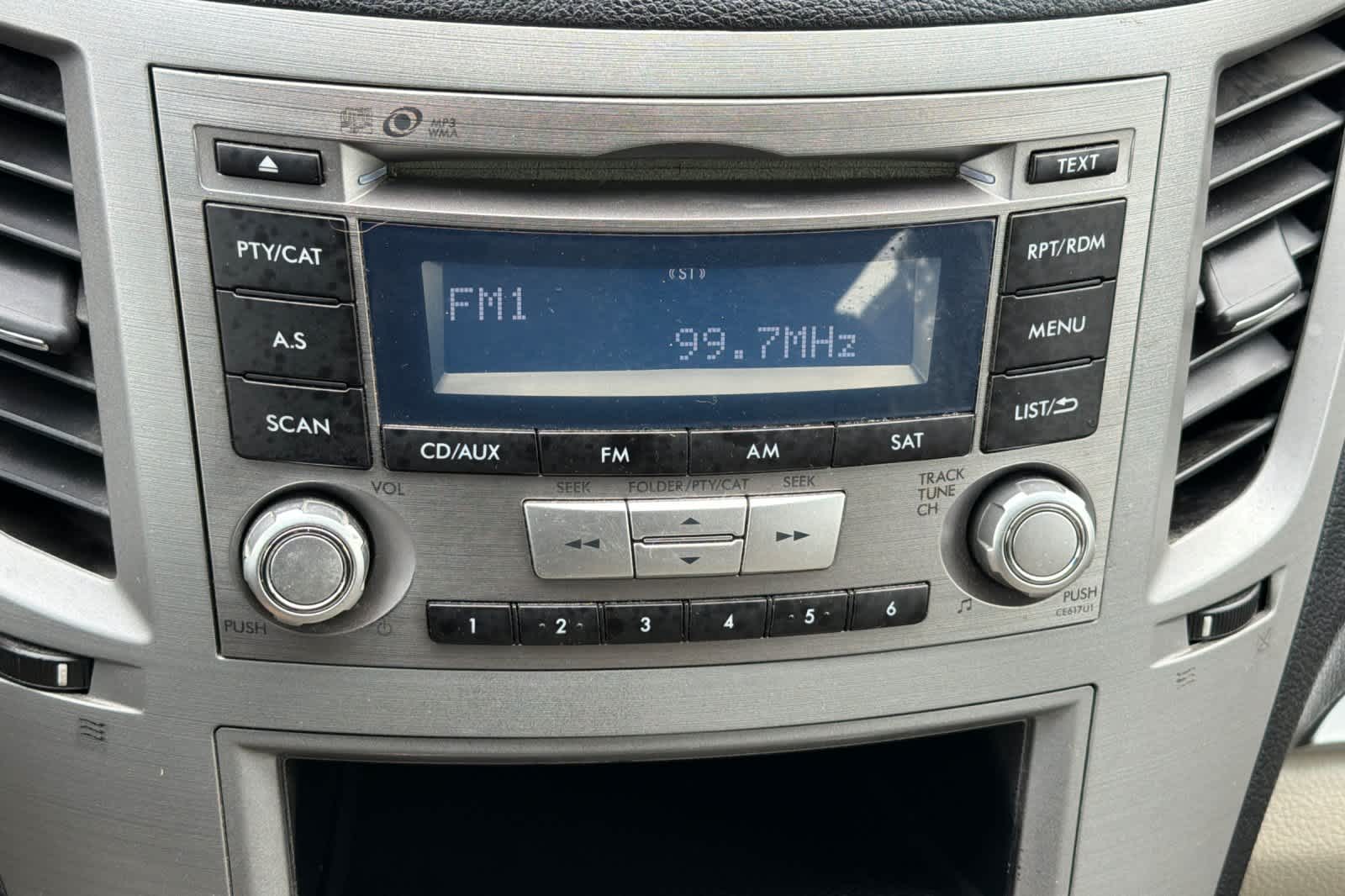 Thumbnail: 2014 Subaru Outback - 20