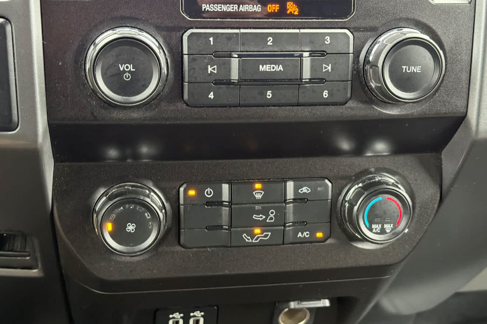 Thumbnail: 2020 Ford F-150 - 21