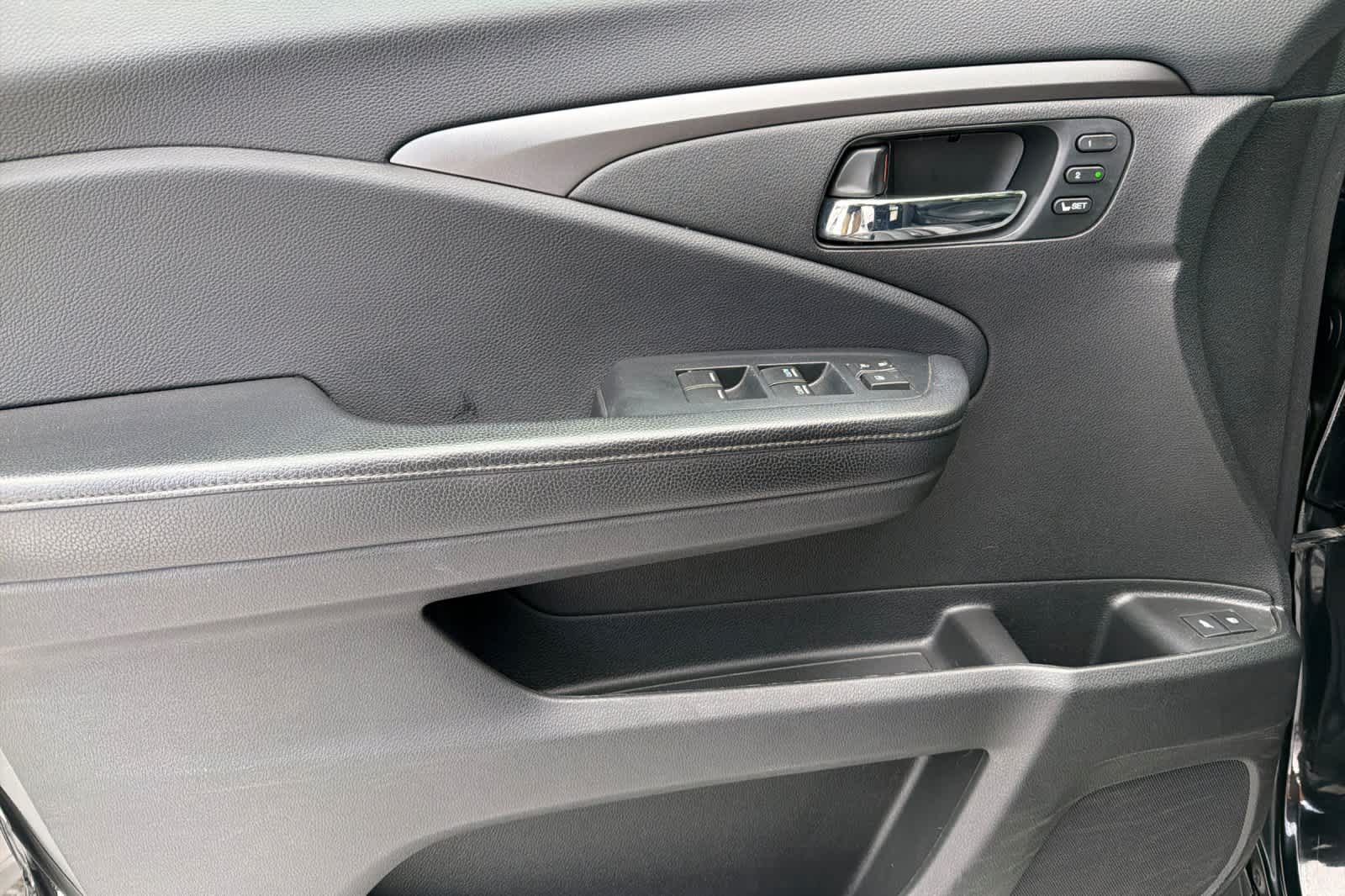 Thumbnail: 2021 Honda Pilot - 14