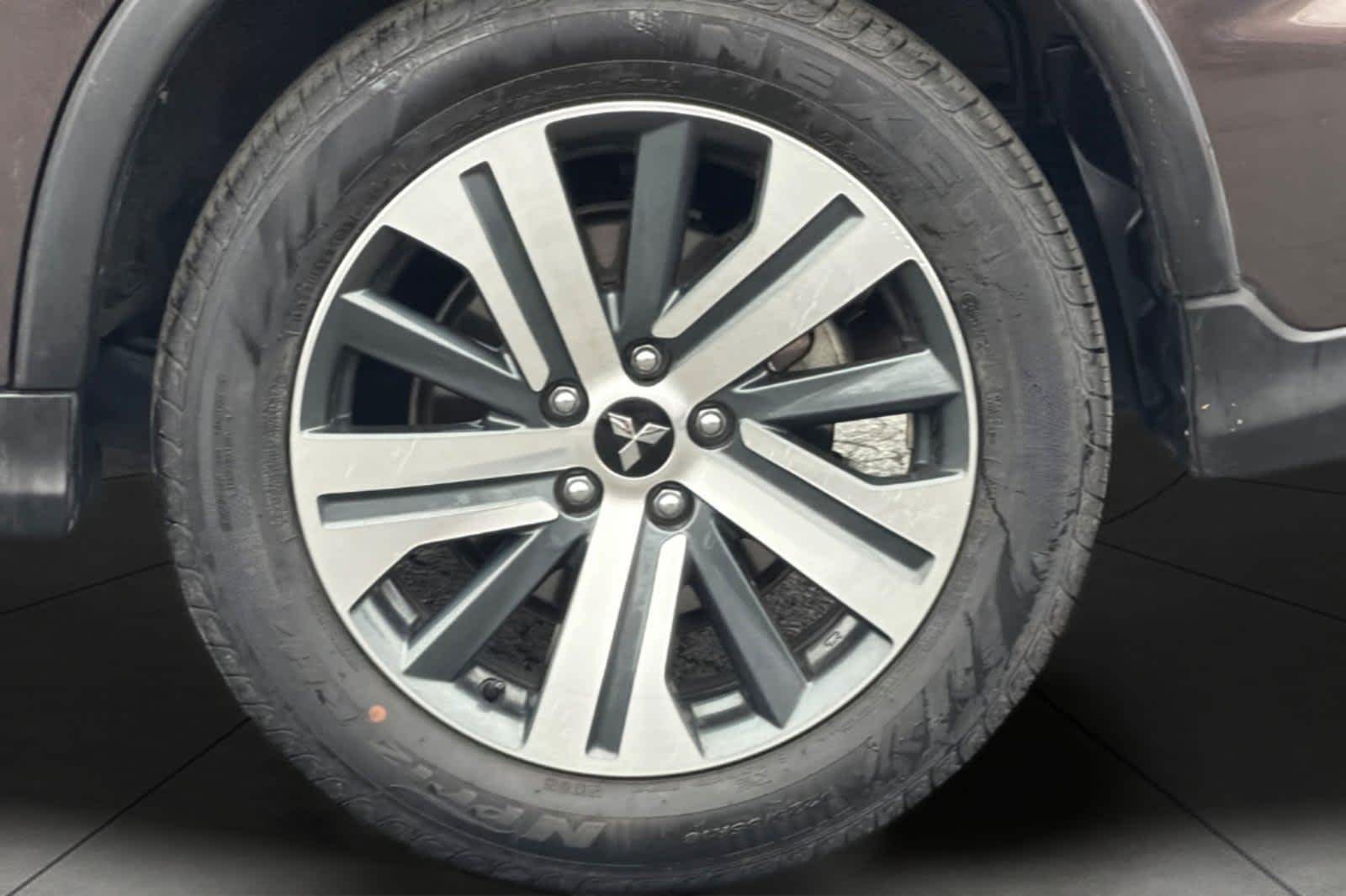 Thumbnail: 2024 Mitsubishi Outlander Sport - 11