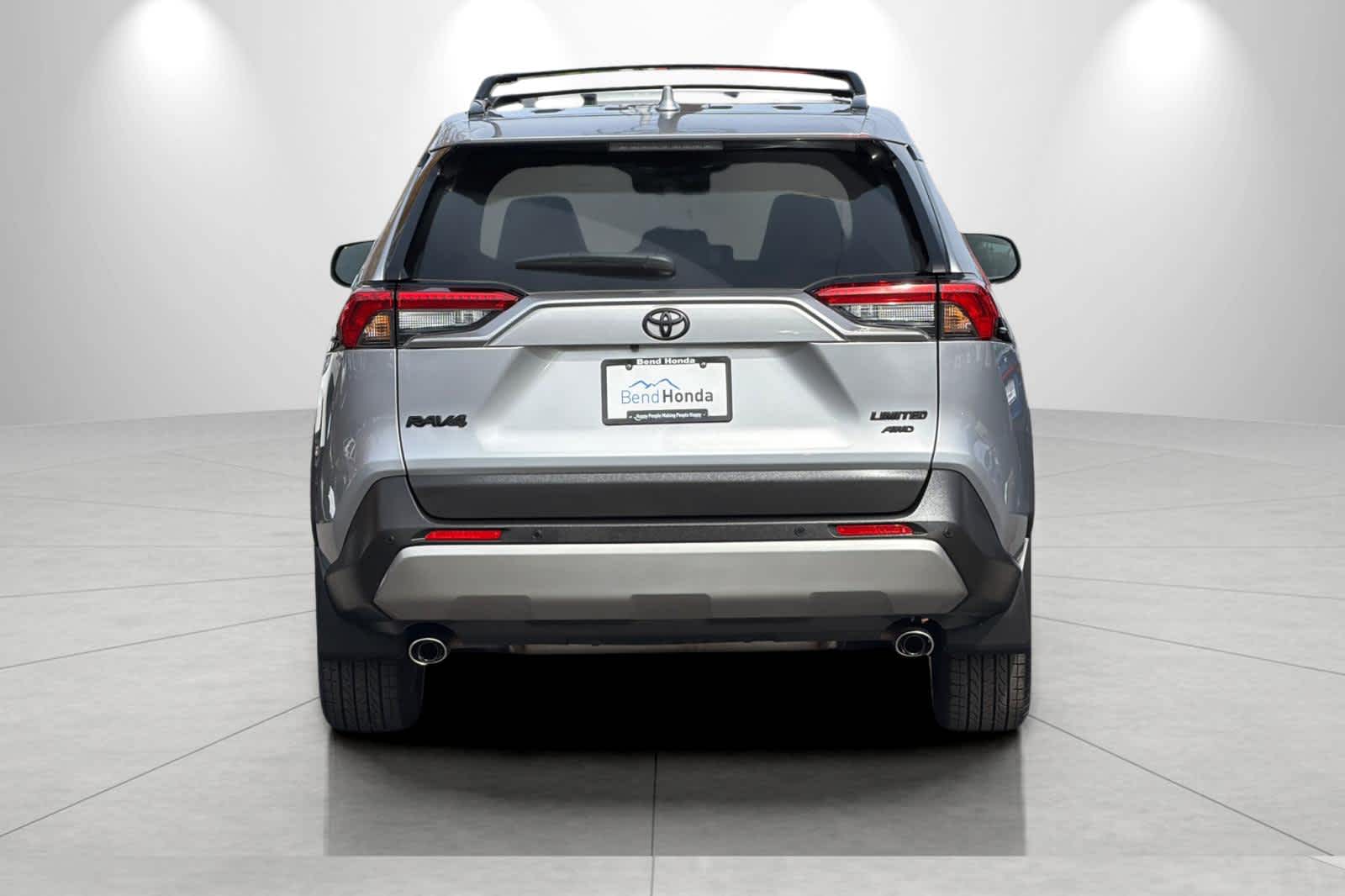Thumbnail: 2025 Toyota RAV4 - 7