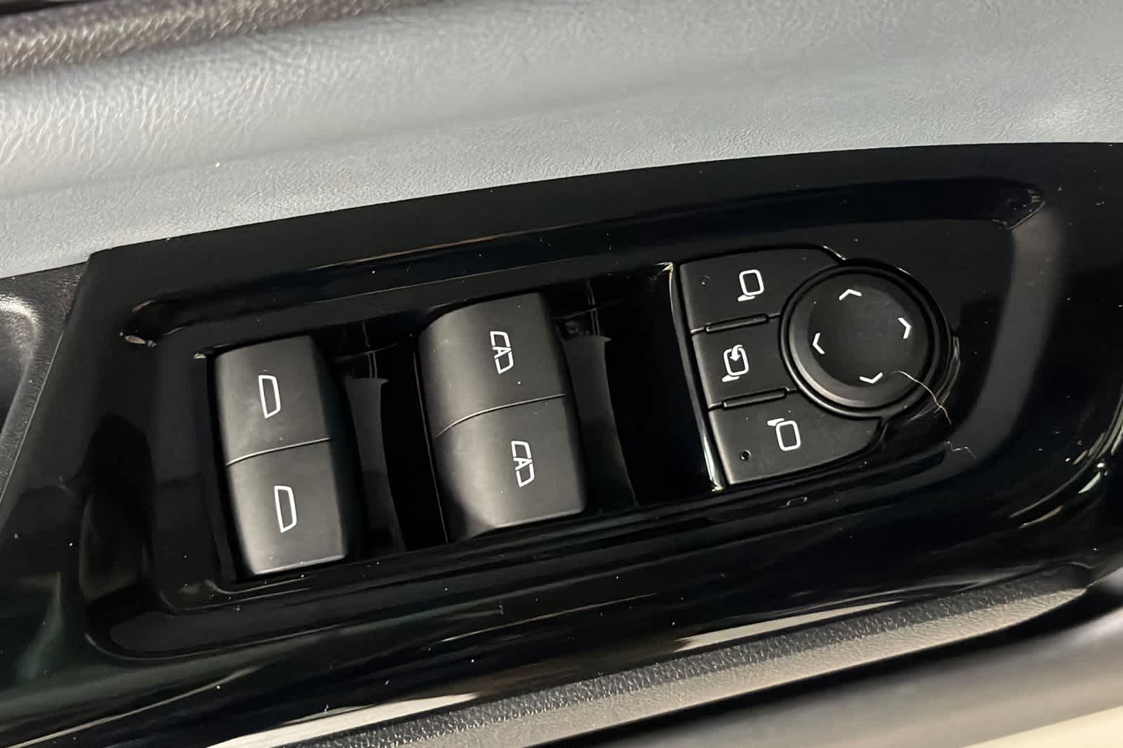 Thumbnail: 2026 Honda Prologue - 15