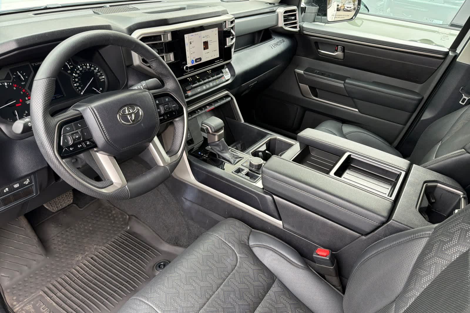 Thumbnail: 2024 Toyota Tundra - 13