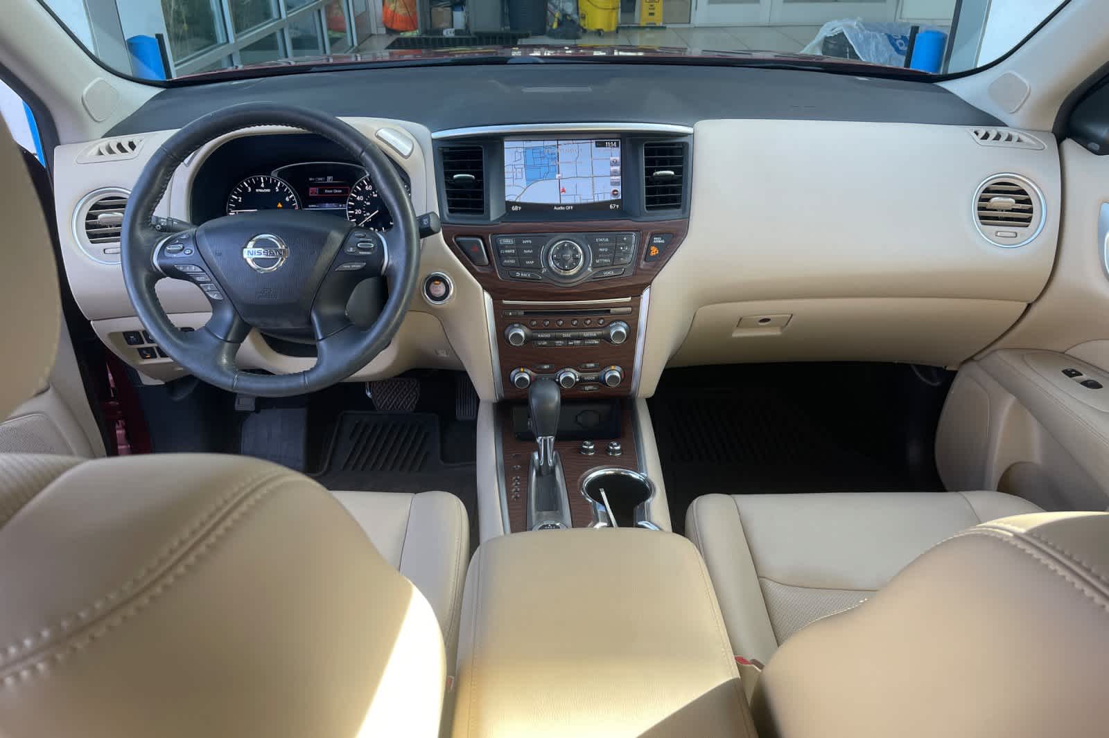 Thumbnail: 2017 Nissan Pathfinder - 3