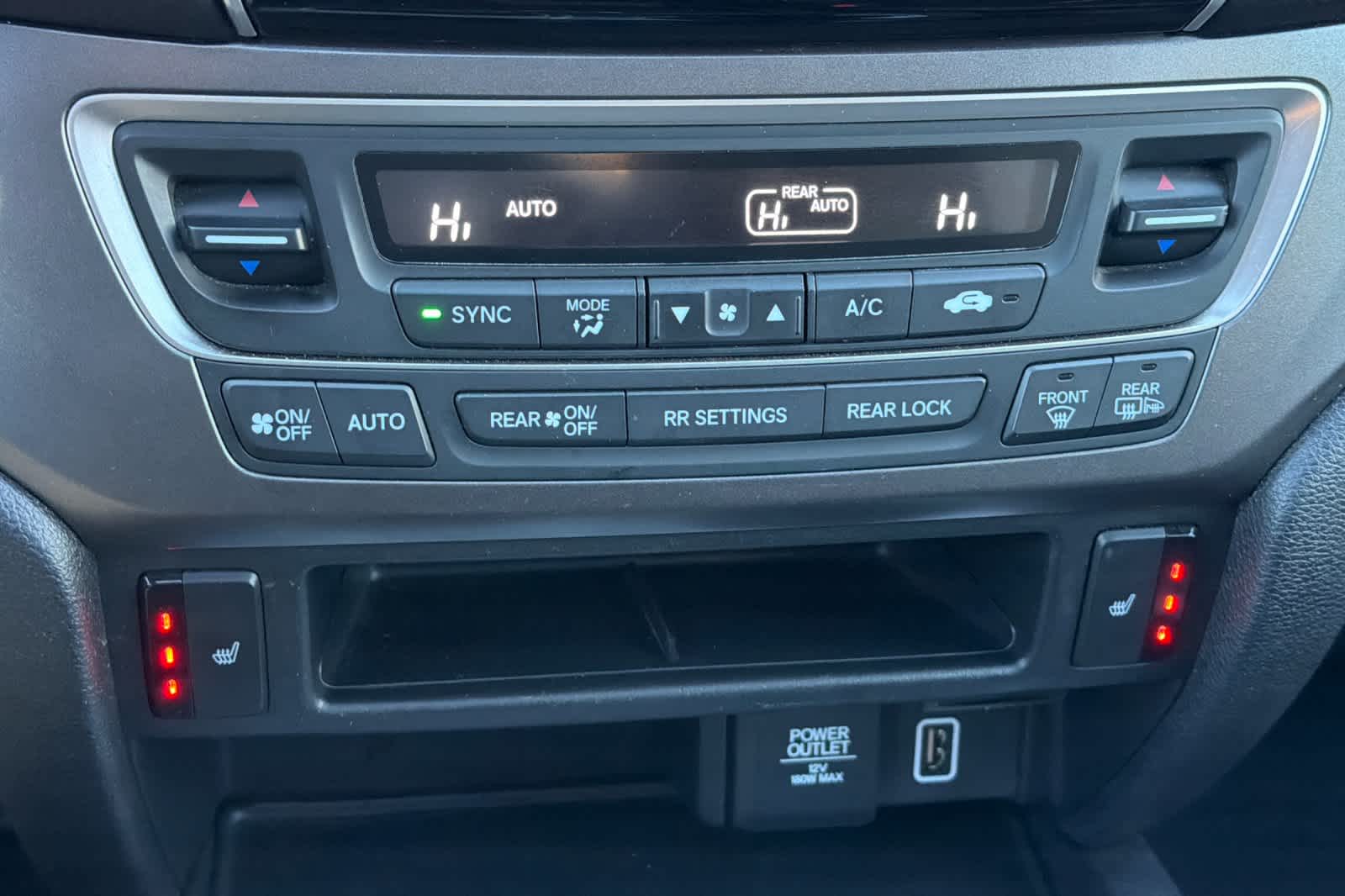 Thumbnail: 2020 Honda Pilot - 23