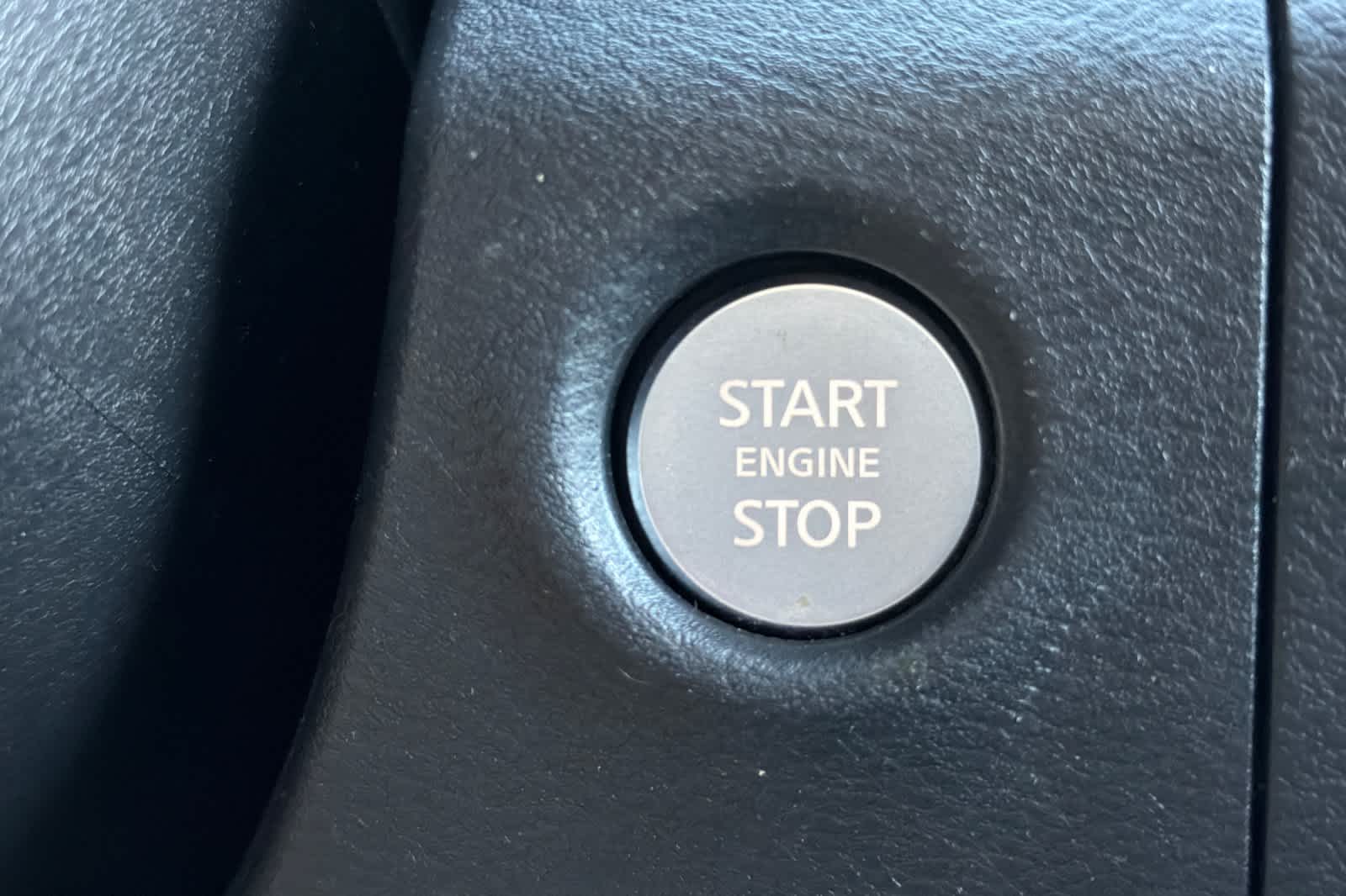 Thumbnail: 2022 Nissan Frontier - 23