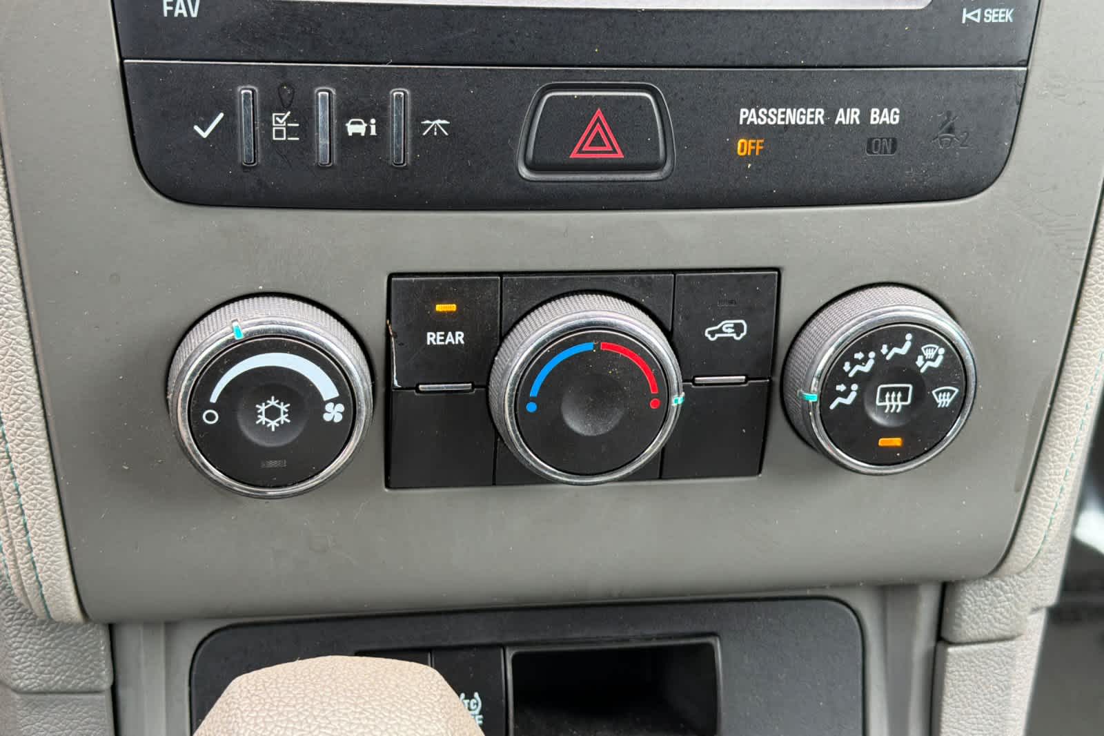 Thumbnail: 2013 Chevrolet Traverse - 23