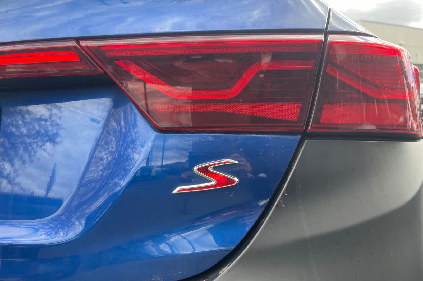 Thumbnail: 2019 Kia Forte - 14