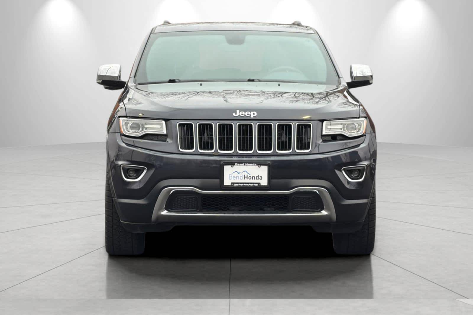Thumbnail: 2015 Jeep Grand Cherokee - 10