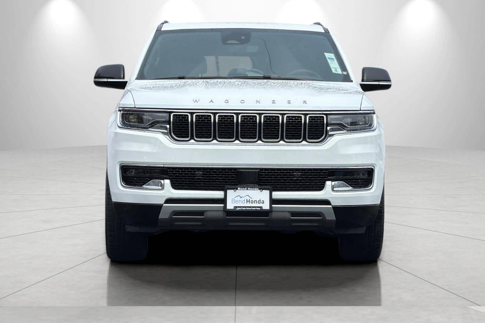 Thumbnail: 2024 Jeep Wagoneer - 10