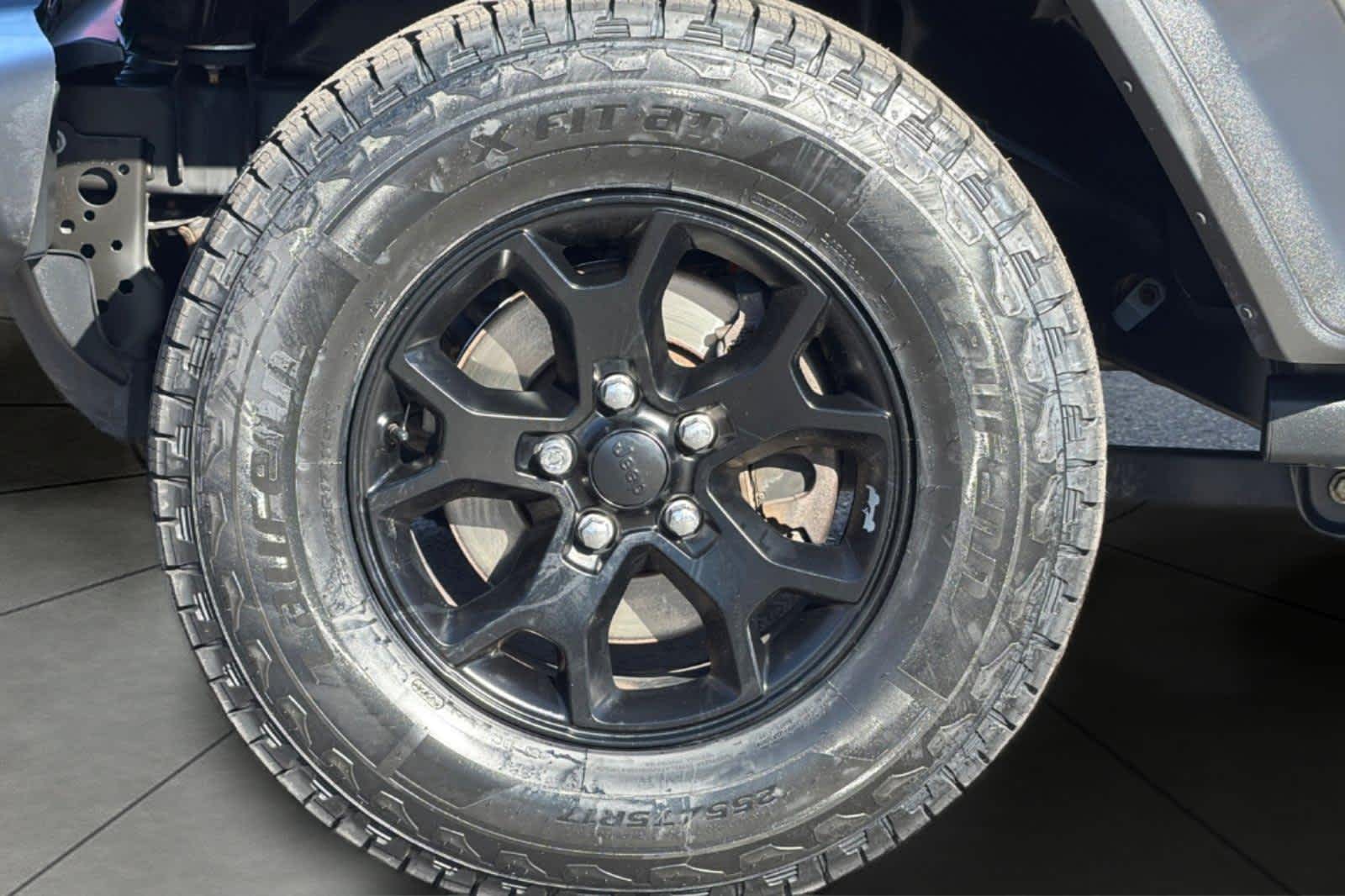 Thumbnail: 2021 Jeep Wrangler - 11