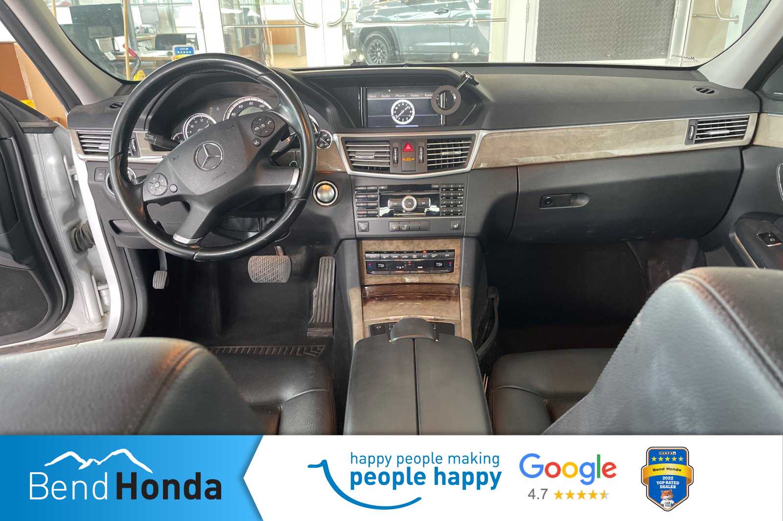 2011 Mercedes Benz E 350 4MATIC photo 3