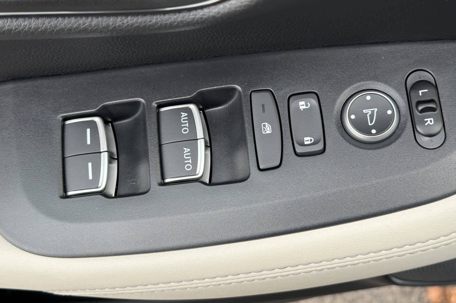 Thumbnail: 2026 Honda HR-V - 14