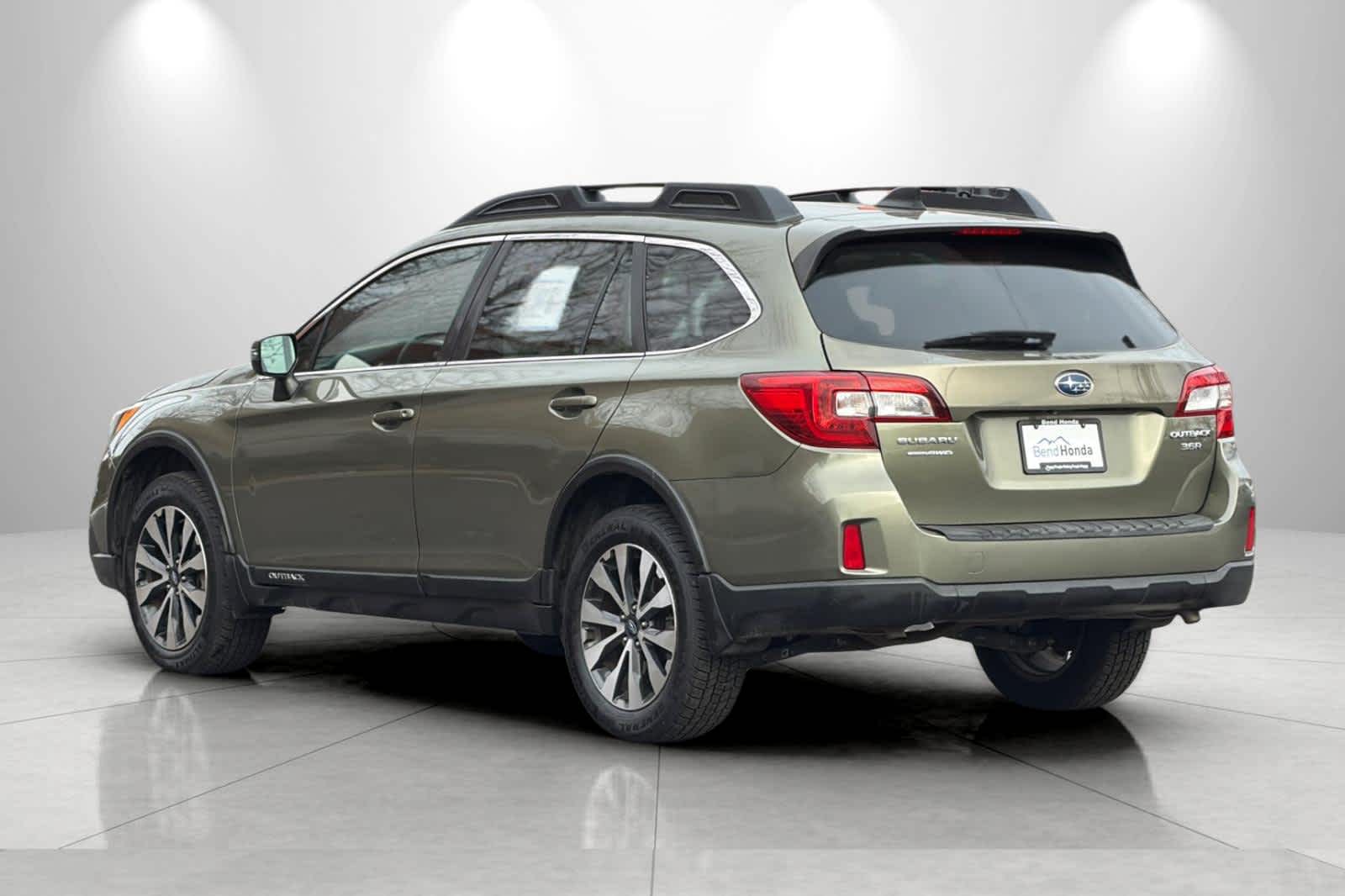 Thumbnail: 2016 Subaru Outback - 6