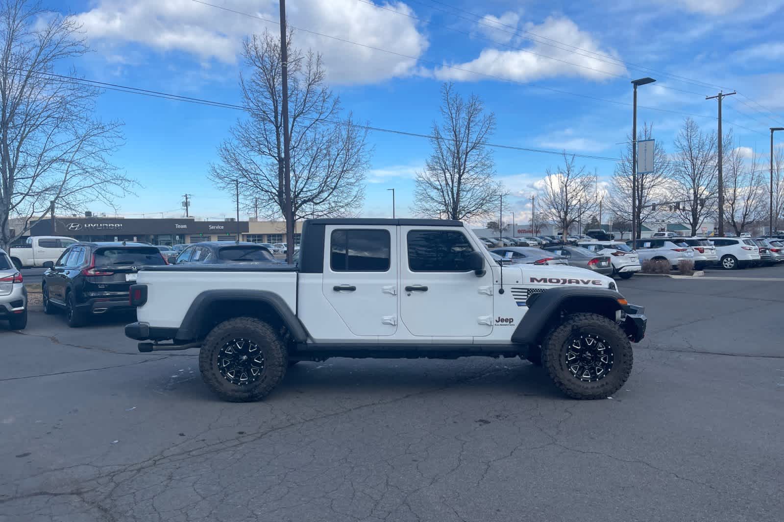 Thumbnail: 2022 Jeep Gladiator - 8