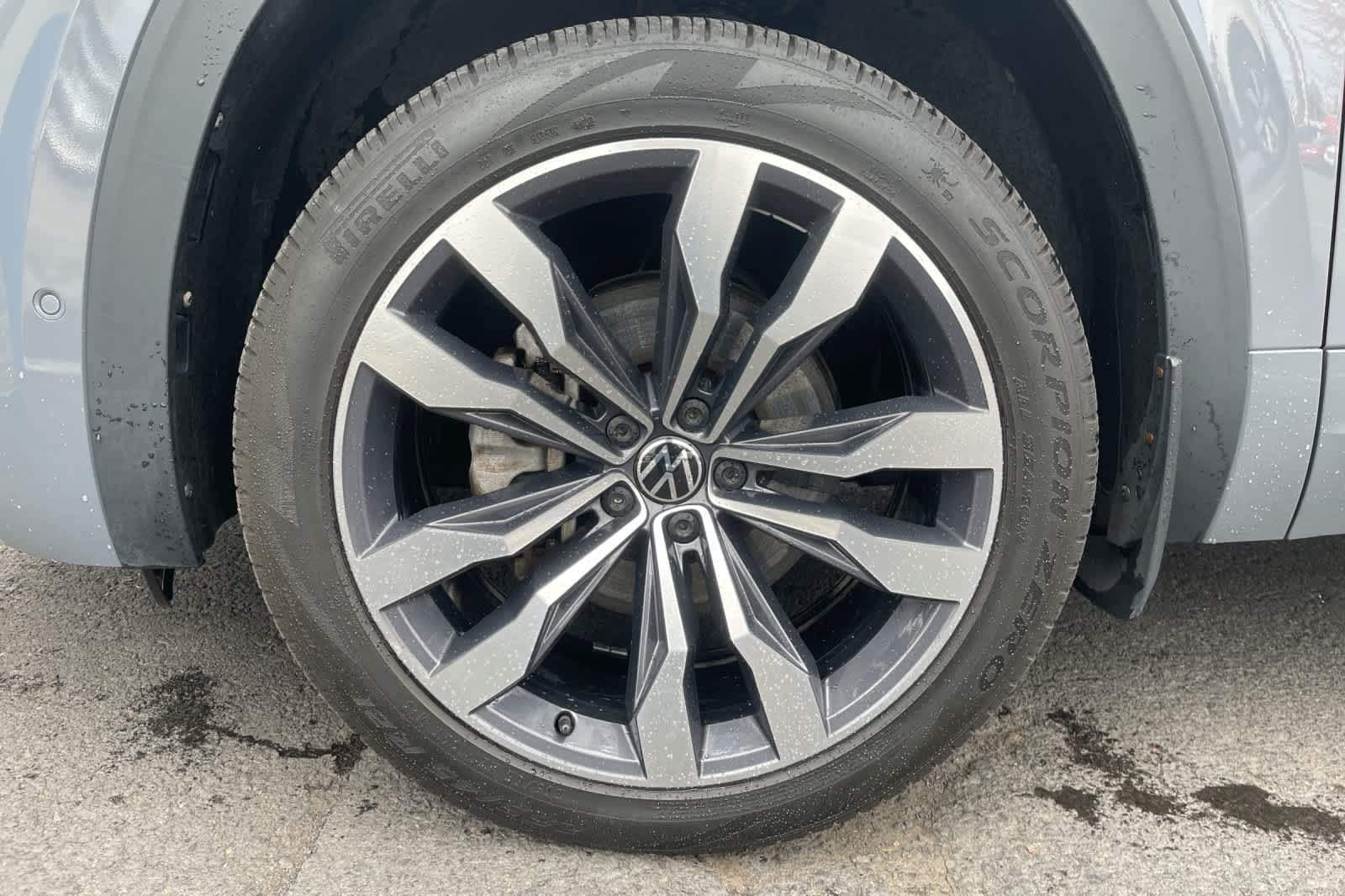 Thumbnail: 2021 Volkswagen Atlas - 15