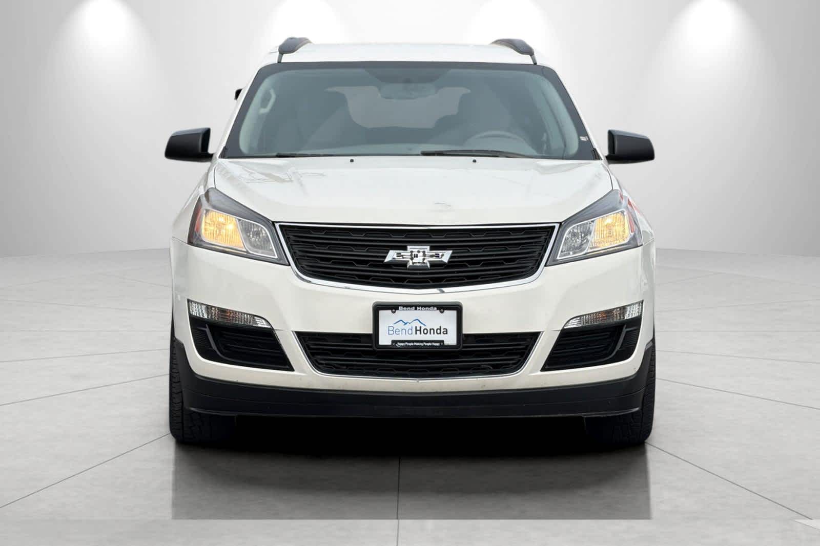 Thumbnail: 2013 Chevrolet Traverse - 10