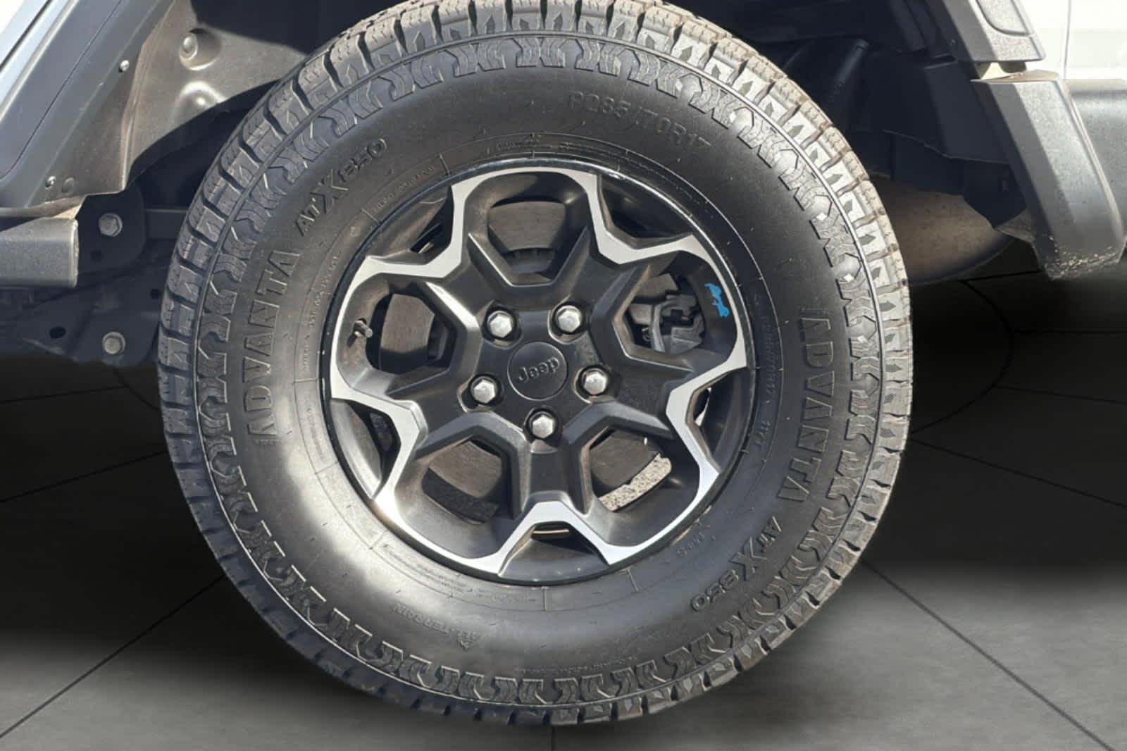 Thumbnail: 2021 Jeep Wrangler - 11