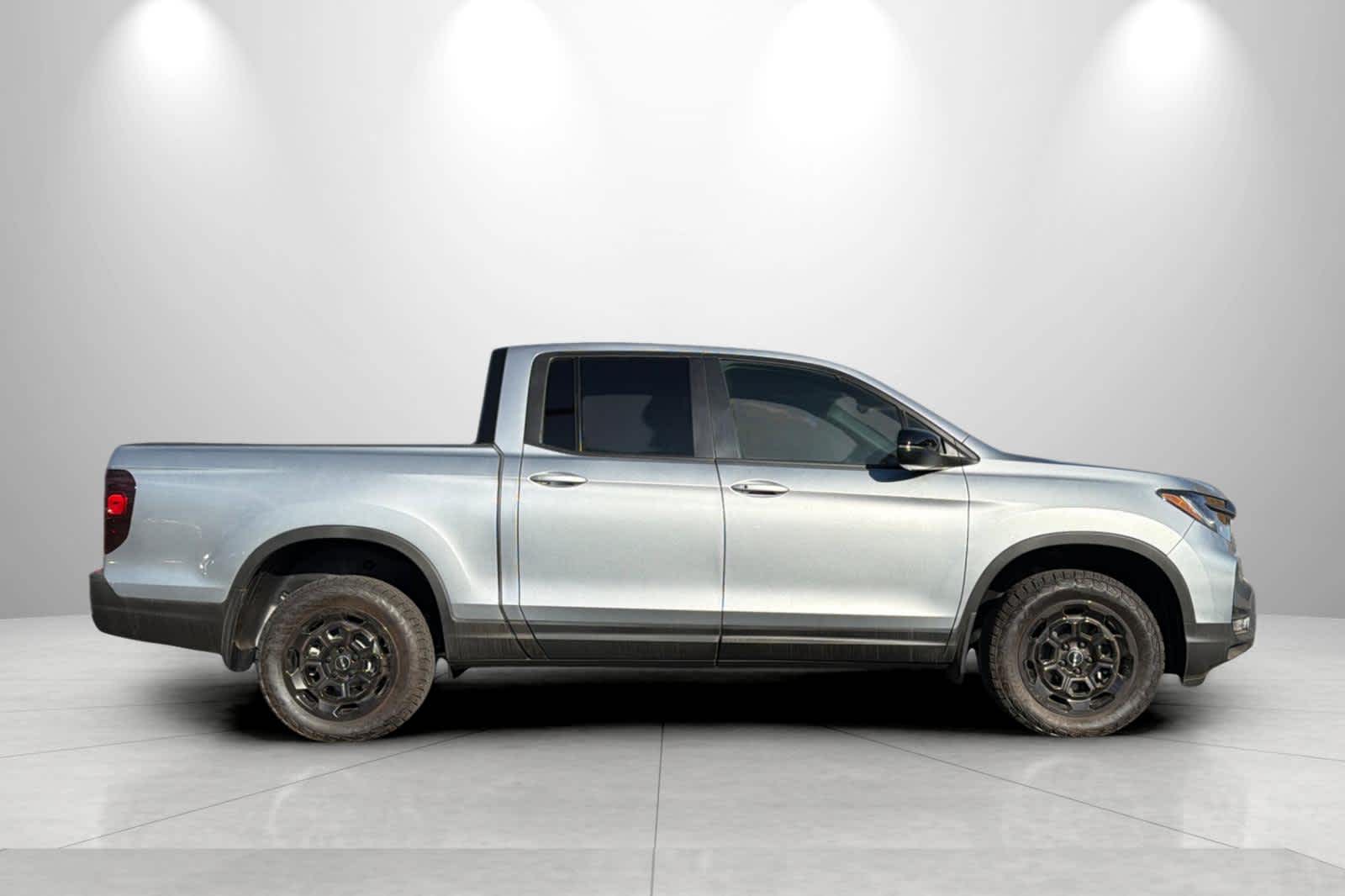 Thumbnail: 2026 Honda Ridgeline - 8