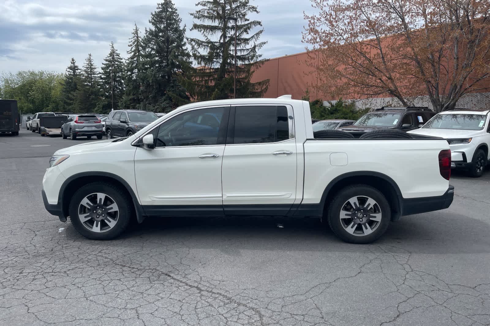 Thumbnail: 2019 Honda Ridgeline - 2