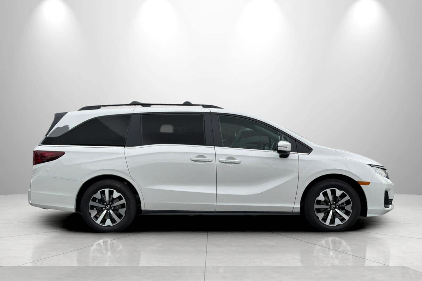 Thumbnail: 2026 Honda Odyssey - 8