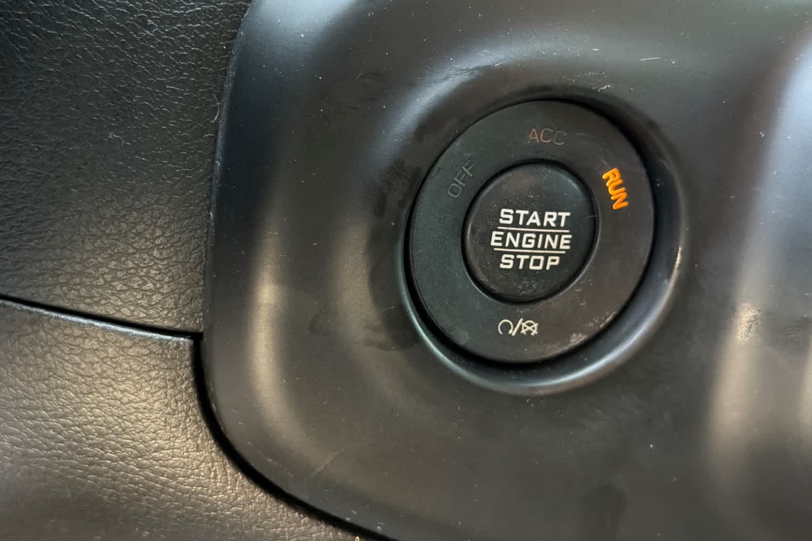 Thumbnail: 2018 Jeep Wrangler - 24