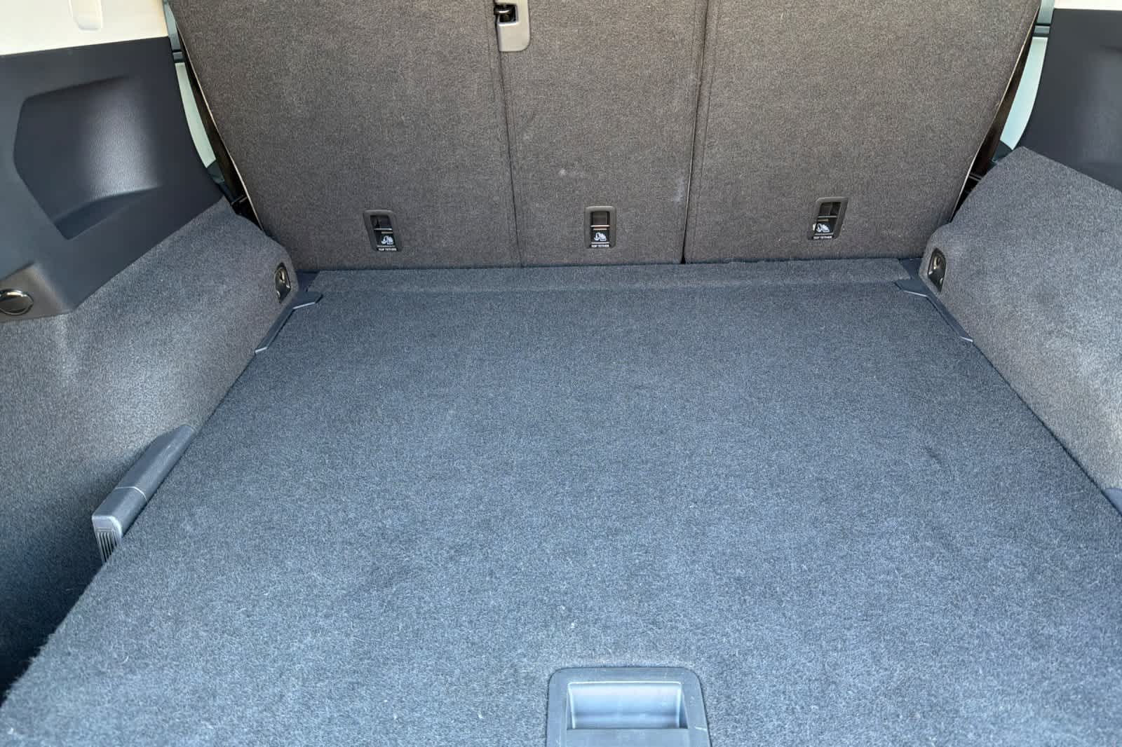 Thumbnail: 2022 Volkswagen Tiguan - 17