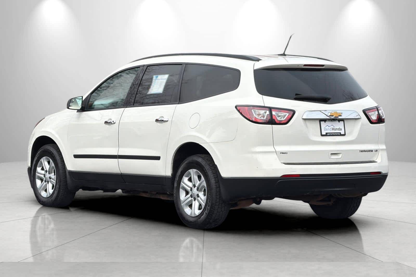 Thumbnail: 2013 Chevrolet Traverse - 6