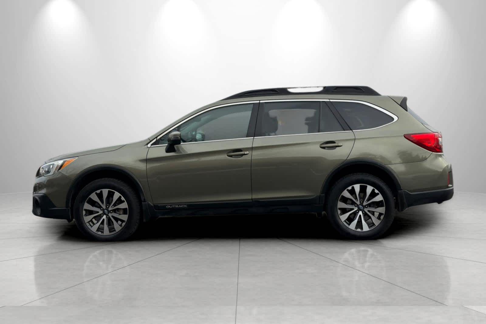 Thumbnail: 2016 Subaru Outback - 5