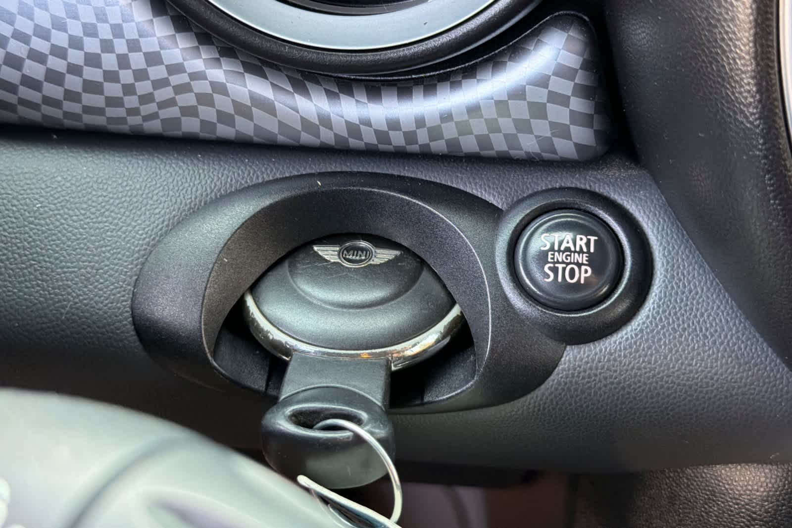 Thumbnail: 2009 MINI Cooper Clubman - 23