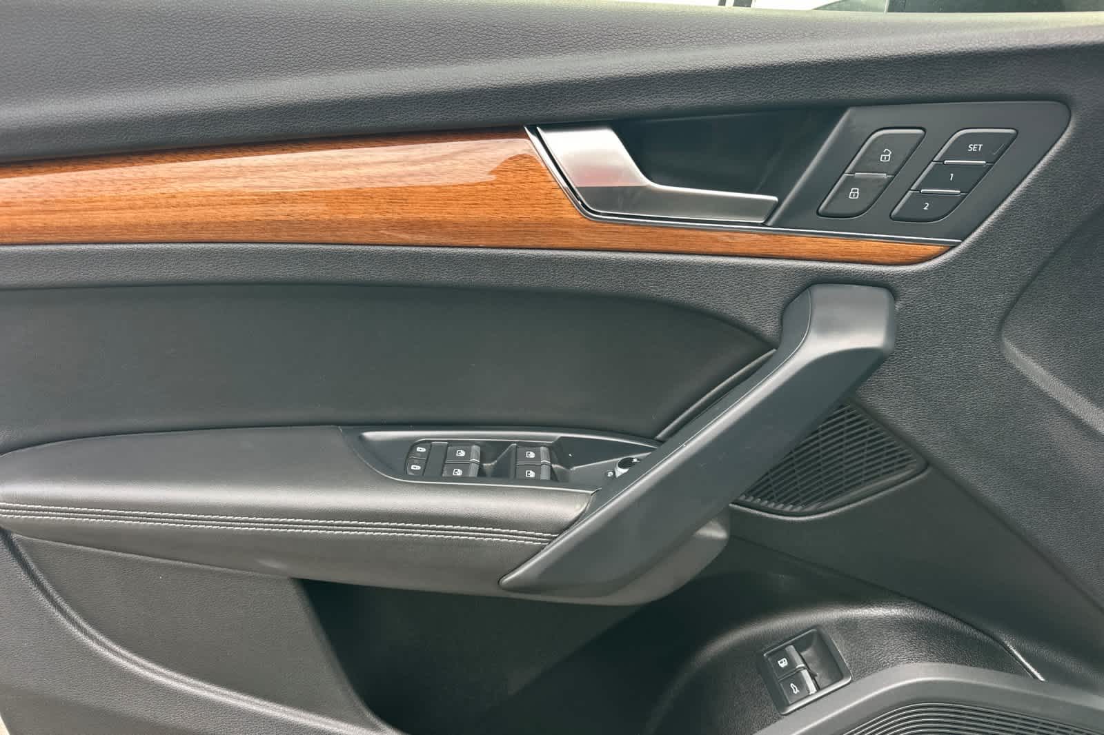 Thumbnail: 2021 Audi Q5 - 14