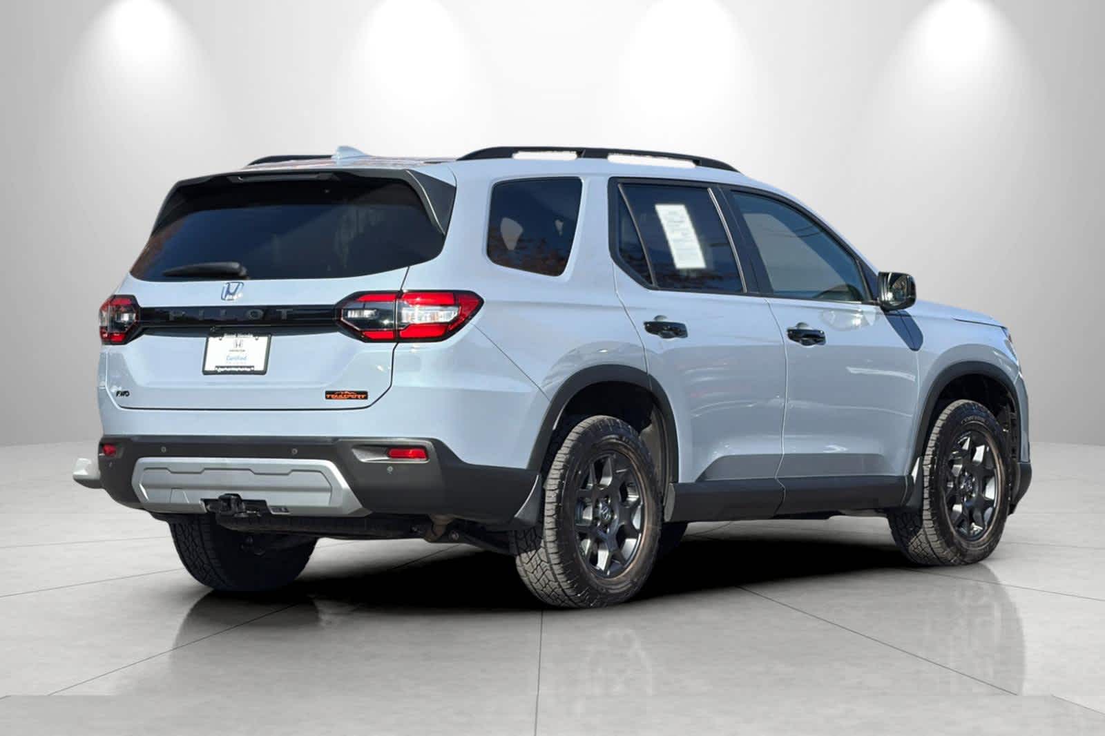 Thumbnail: 2025 Honda Pilot - 2