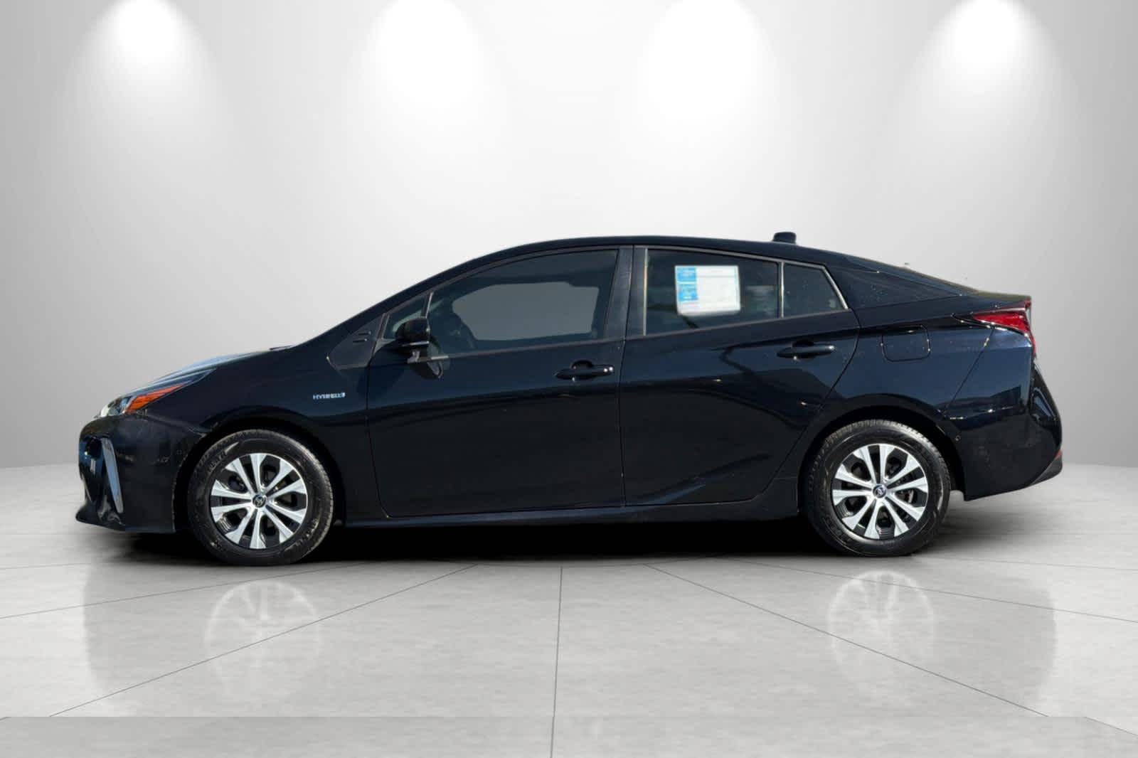 Thumbnail: 2021 Toyota Prius - 4