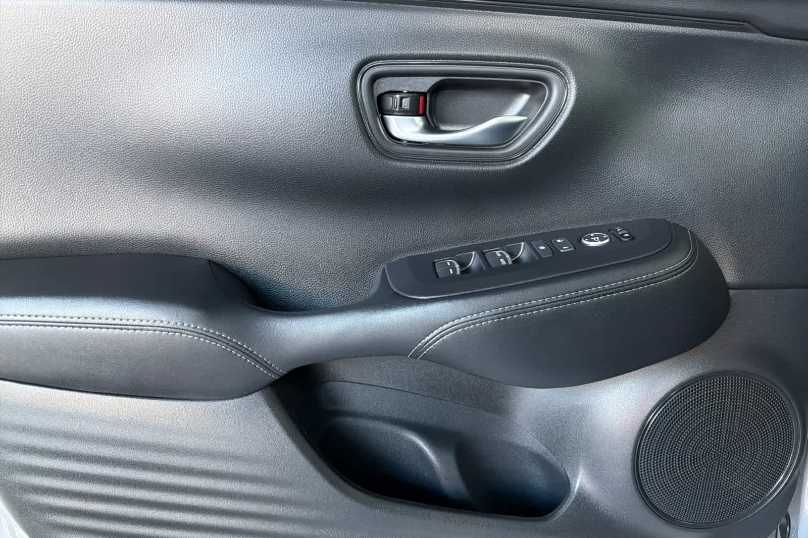 Thumbnail: 2026 Honda HR-V - 14