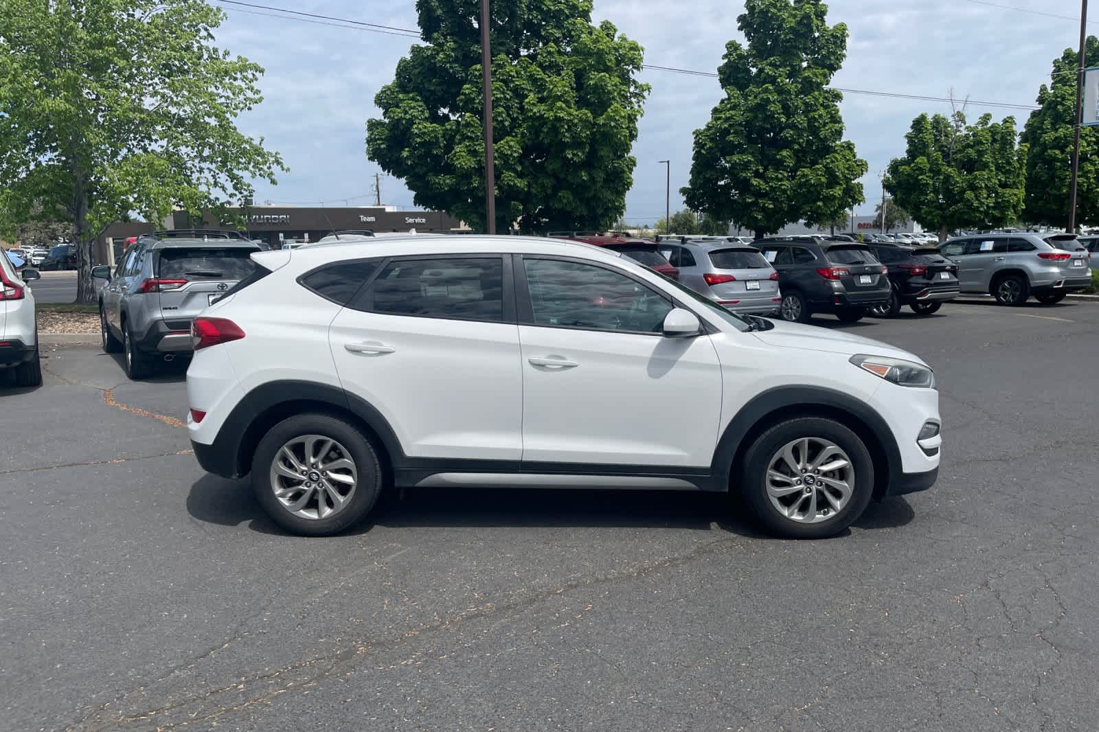 Thumbnail: 2017 Hyundai Tucson - 5