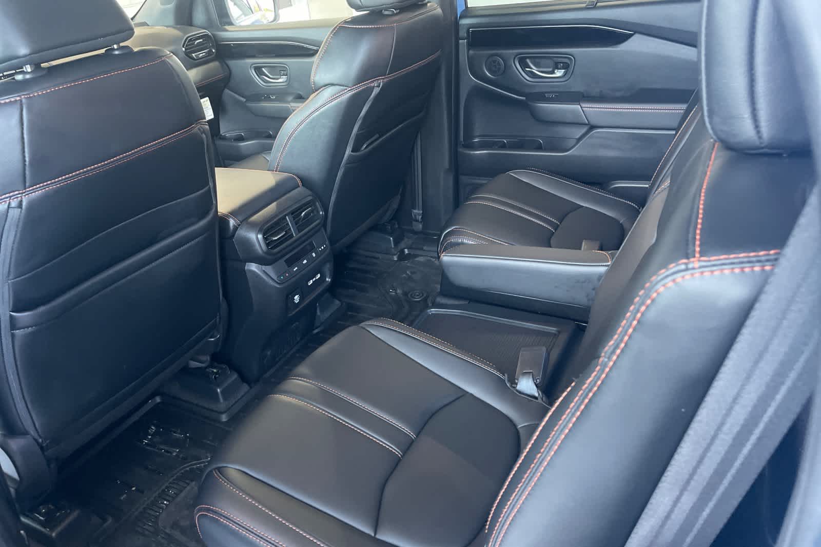 Thumbnail: 2023 Honda Pilot - 4