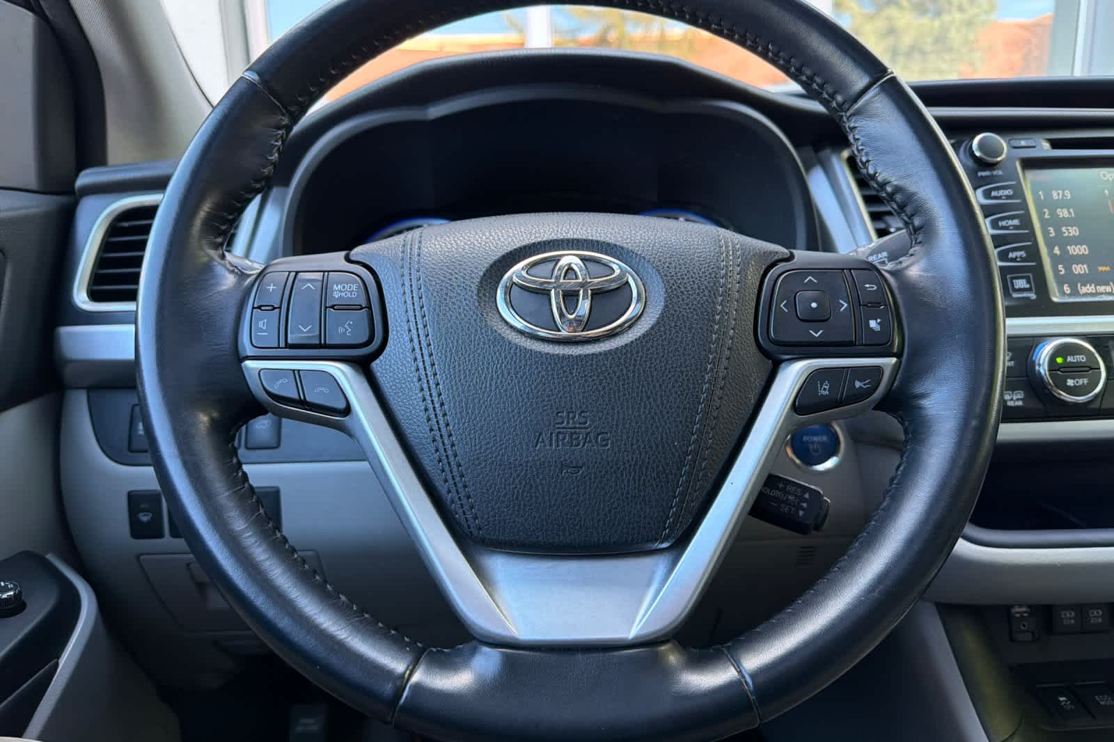 2017 Toyota Highlander Limited - Photo 27
