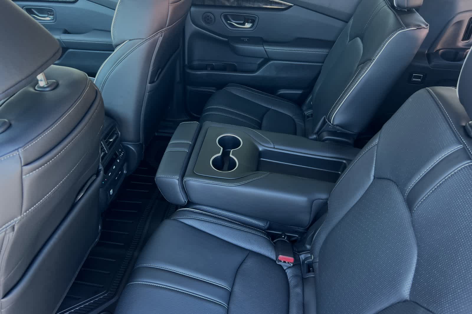 Thumbnail: 2025 Honda Pilot - 4