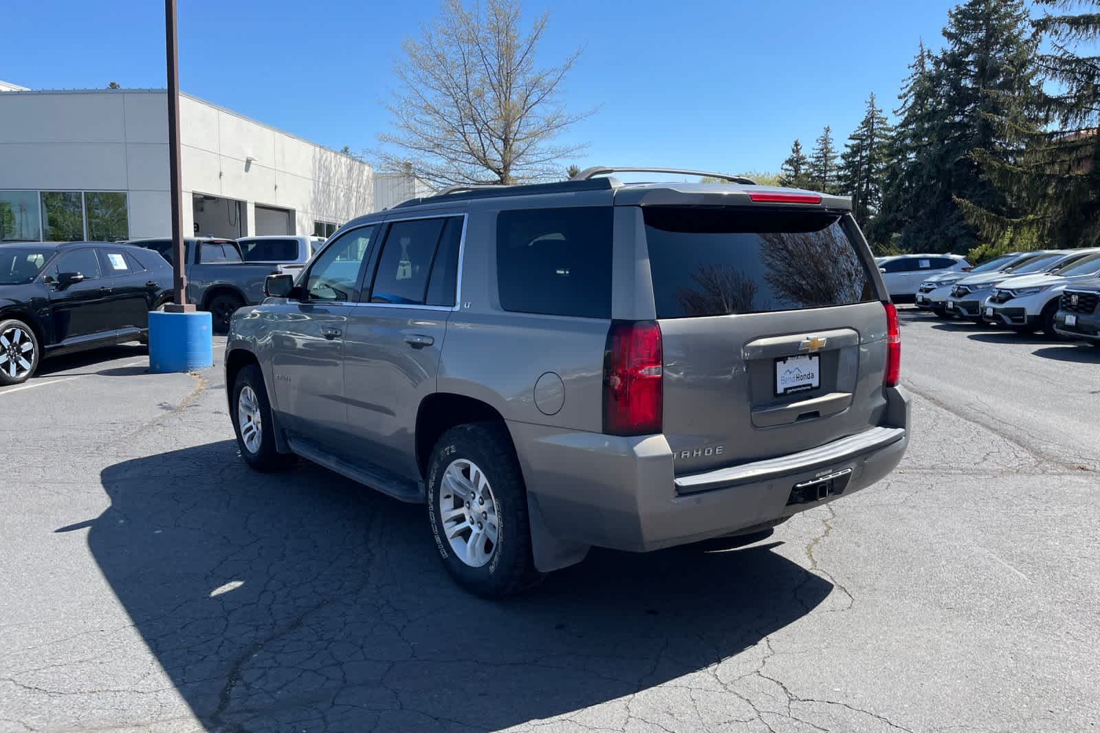 Thumbnail: 2017 Chevrolet Tahoe - 3