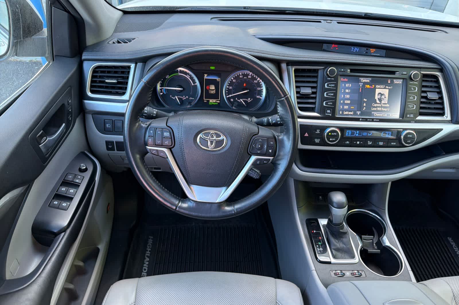 2017 Toyota Highlander Limited - Photo 16