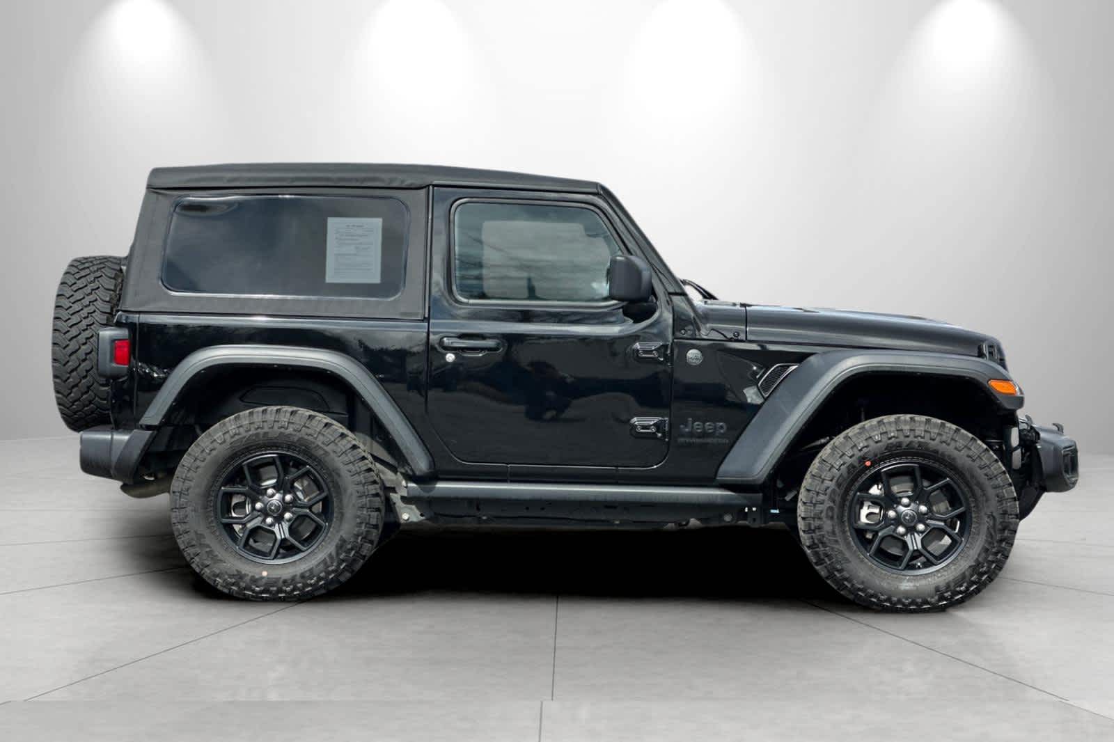 Thumbnail: 2025 Jeep Wrangler - 8