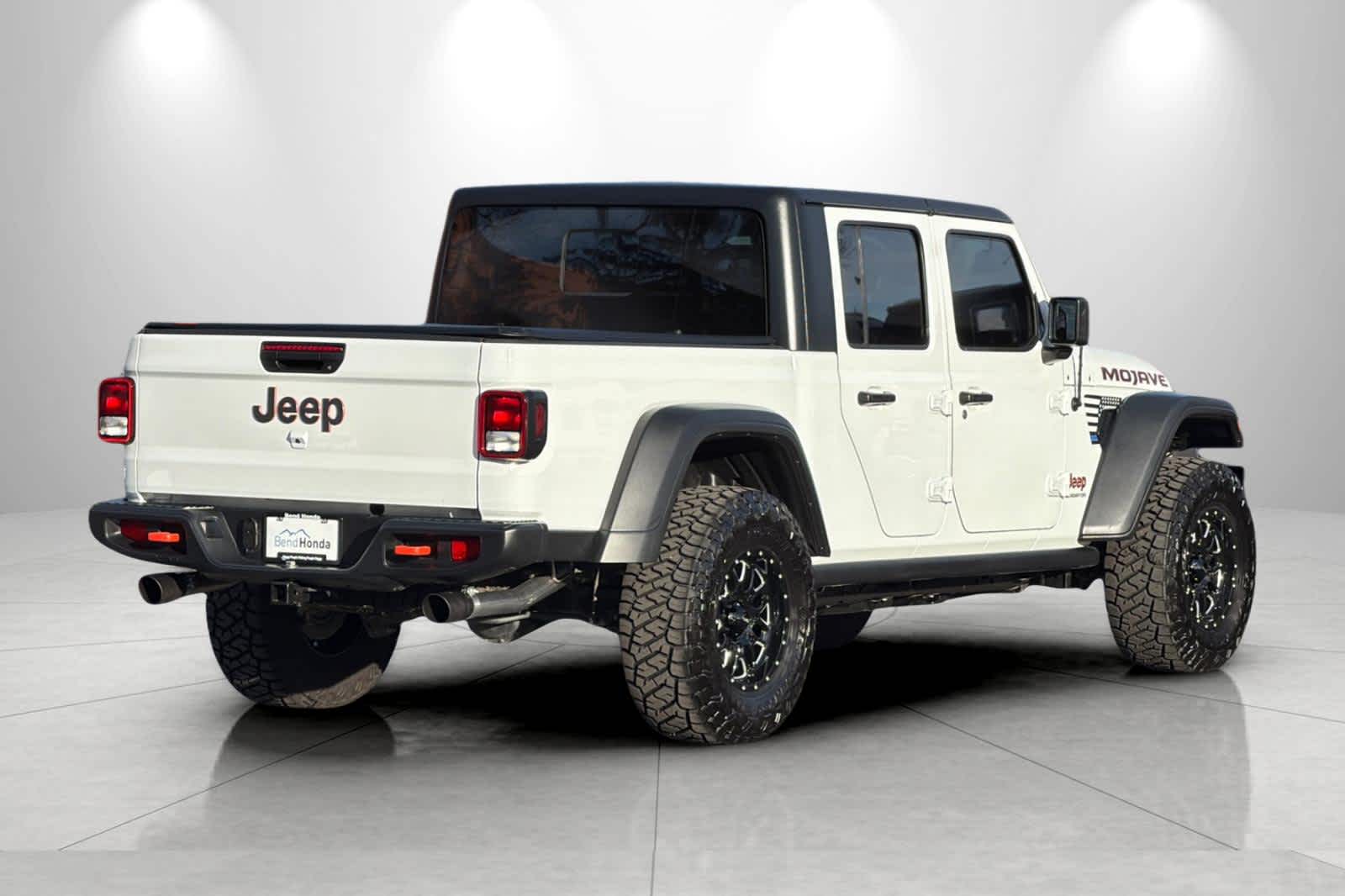 Thumbnail: 2022 Jeep Gladiator - 2