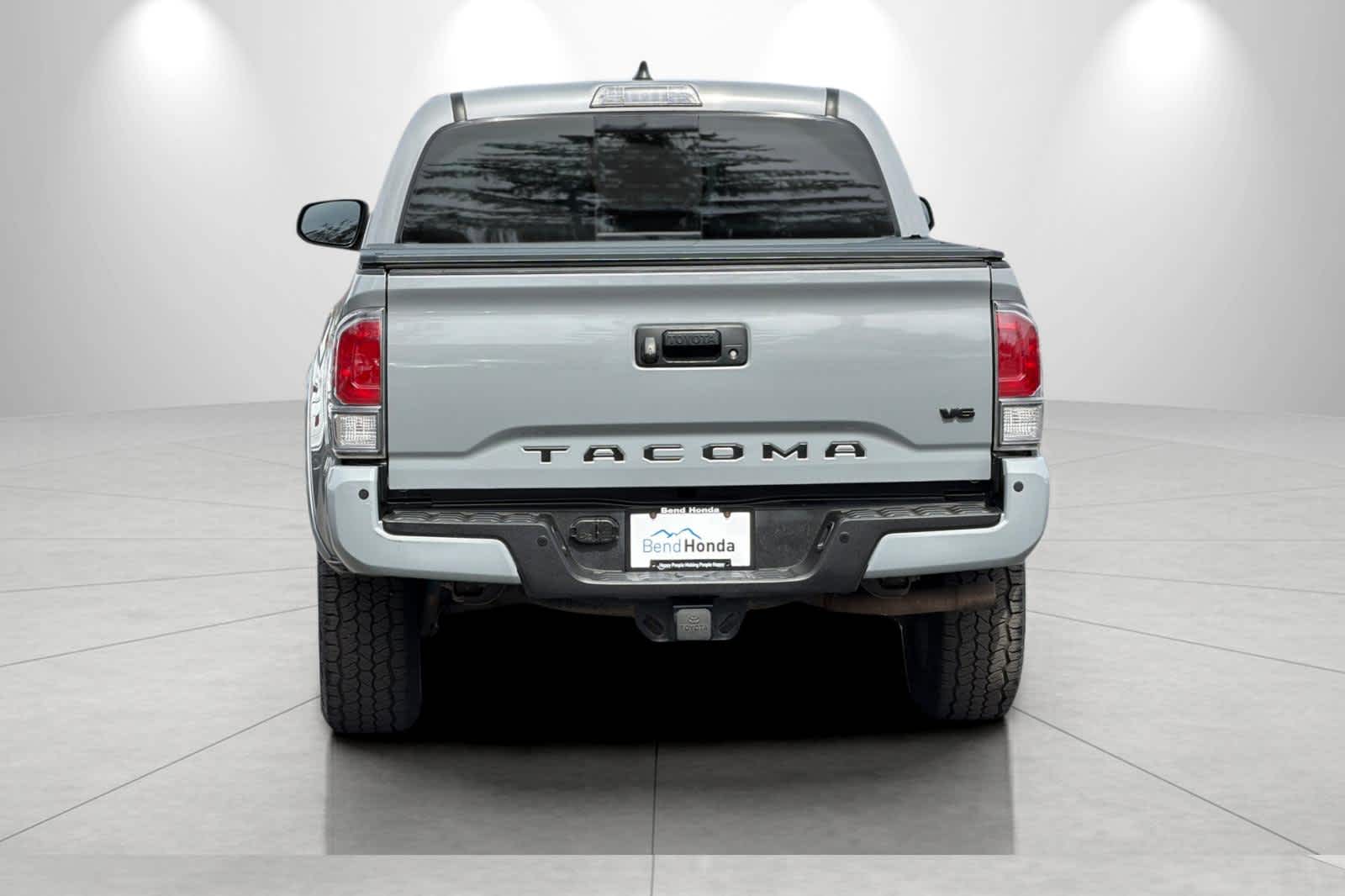 Thumbnail: 2020 Toyota Tacoma - 7