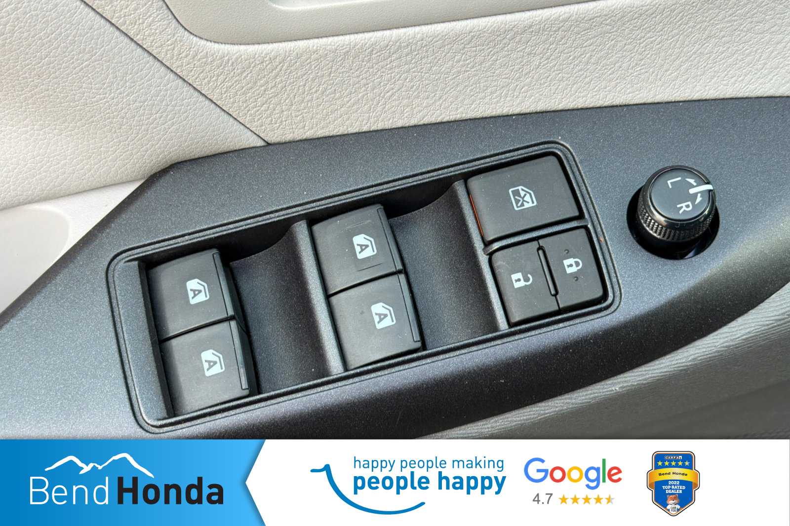 Thumbnail: 2020 Toyota Sienna - 15