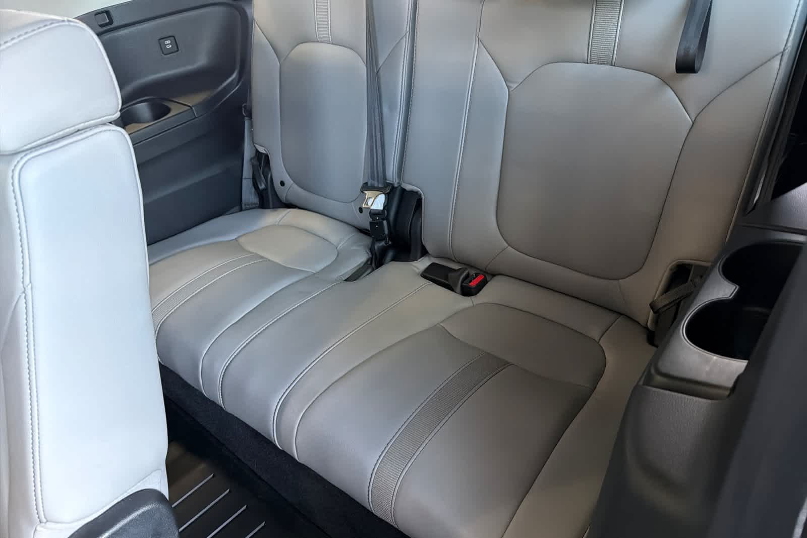 Thumbnail: 2025 Honda Pilot - 17