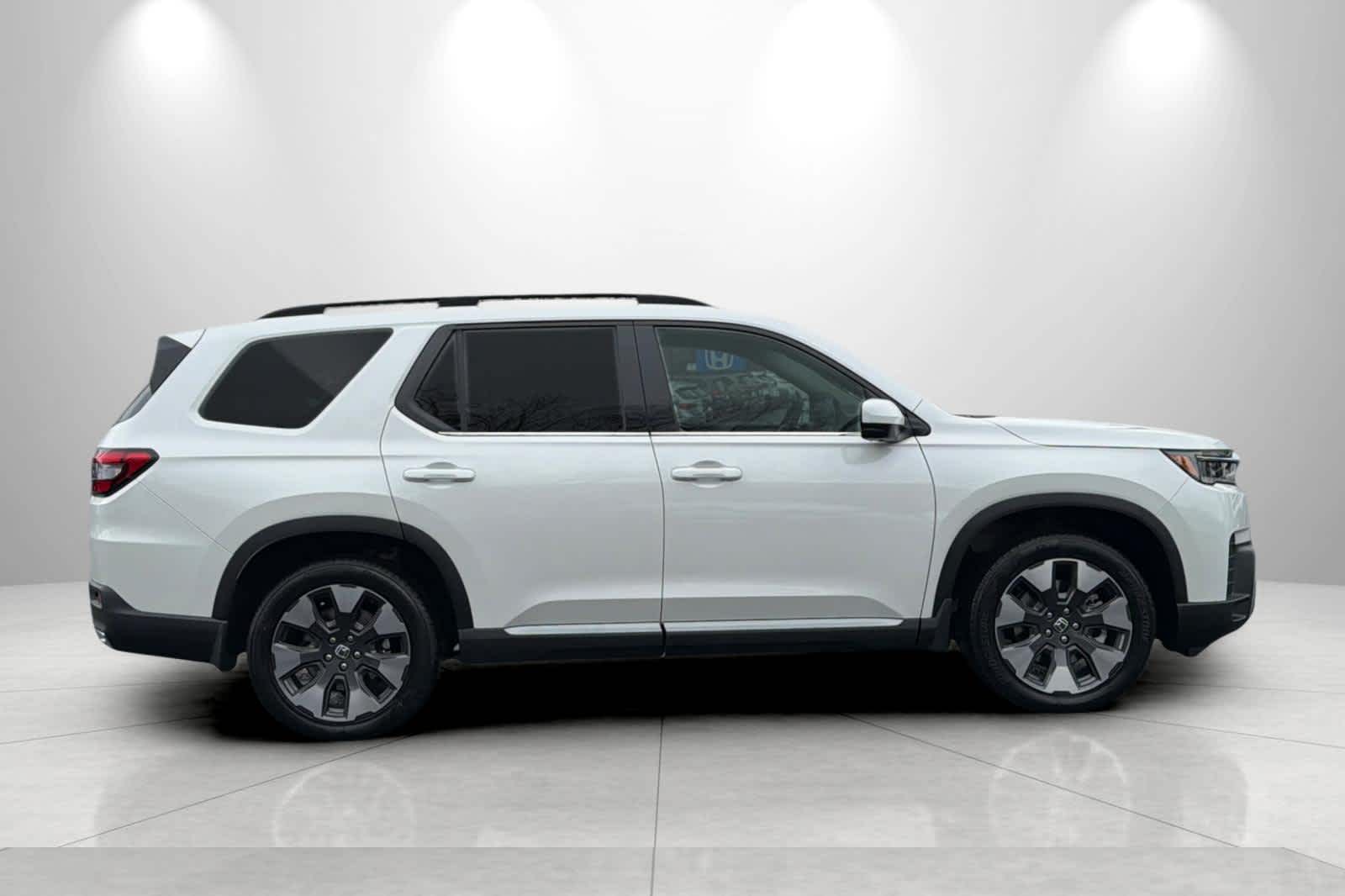 Thumbnail: 2026 Honda Pilot - 8